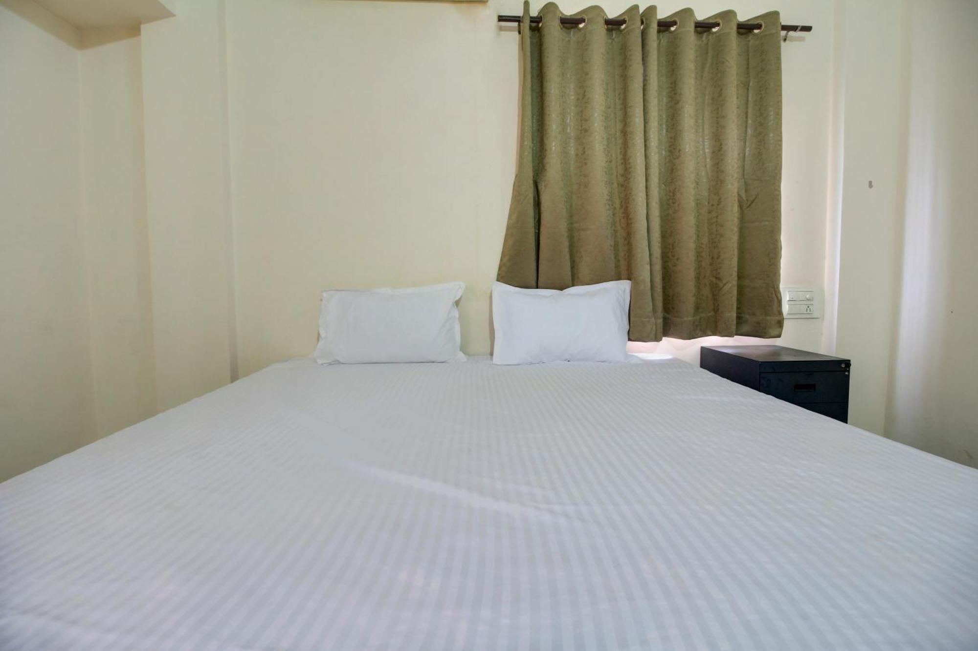 Koradi Hotel O Elite Inn מראה חיצוני תמונה